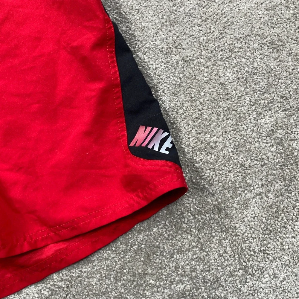Nike Swim Trunks Mens Large Red Black Mesh Lined Board Shorts